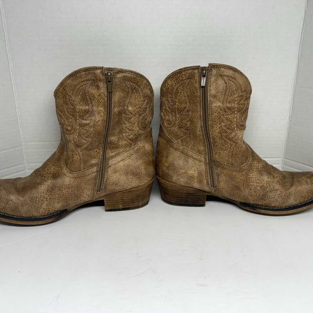 ROPER Women's Distressed Brown Ankle Boots Size 10.5 Style 09-021-1567-2506 - Picture 2 of 9